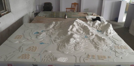 Chine Modèles militaires de terrain de modèles architecturaux miniatures de disposition de modèle de terrain de terre fournisseur