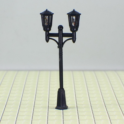 Chine OEM échelle HO Train Layout éclairage rue modèle lampe Post 6,5 cm fournisseur