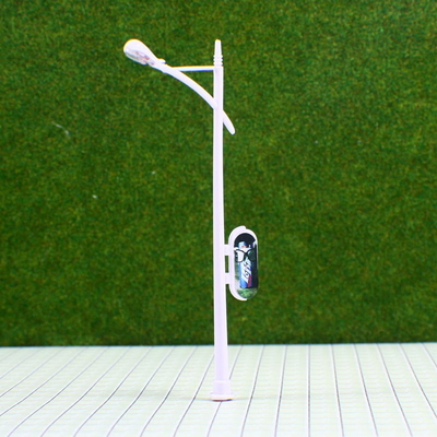 Chine Lampadaire miniature en plastique de modèle d'échelle de rue de panneau d'affichage de RC100 6V pour la disposition 10cm de train fournisseur