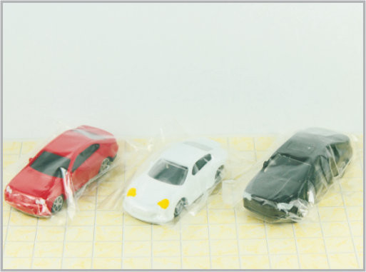 Chine 1/75 mini voitures modèles faites sur commande en plastique CB75-3 d'échelle pour le cadeau et le Decoratio à la maison fournisseur