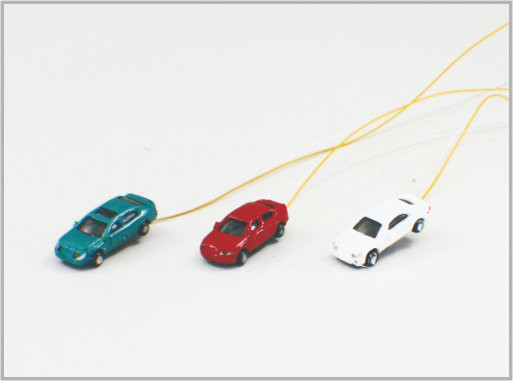 Chine le mini jouet 1/200 coulé sous pression a allumé les voitures modèles faites sur commande EC100-3 d'échelle avec 12v comme cadeau fournisseur