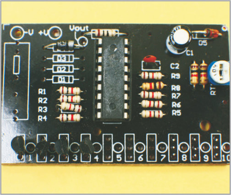 Chine LM007 12V 4-way contrôleur miniatures modélisation des outils pour O Layouts de voie de chemin de fer fournisseur