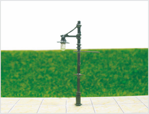 Chine T83 Custom 6V lumineux rue échelle modèle lampadaire 6.5 cm pour la mise en Train HO fournisseur