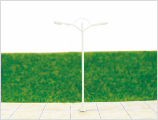 Chine T81 Custom 6V Billboard rue plastique échelle modèle lampadaire HO ferroviaire Layouts 8 cm fournisseur