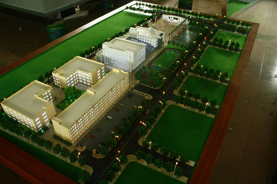 fabricant modèle architectural miniature du bâtiment 3D scolaire, modèles d'échelle de disposition d'école d'éclairage fournisseur