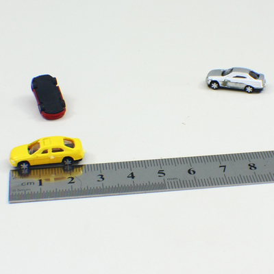 Voitures modèles faites sur commande d'échelle de 1:200 en plastique, voiture modèle colorée de construction de bord de la route ferroviaire fournisseur