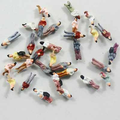 Chiffre de marche de personnes scéniques de région boisée d'échelle personnes architecturales de modèle d'échelle pour la disposition modèle 0.6cm de chemin de fer fournisseur