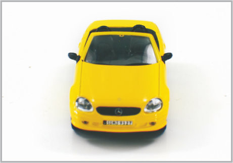 1/43 a coulé le benz fait sur commande Sik320 de Mercedes de voitures modèles d'échelle d'alliage jaune pour la collection fournisseur