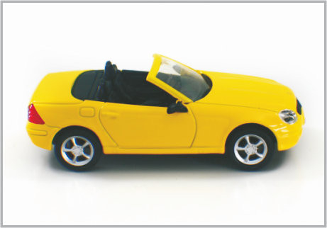 1/43 a coulé le benz fait sur commande Sik320 de Mercedes de voitures modèles d'échelle d'alliage jaune pour la collection fournisseur