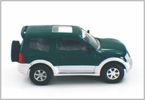 1/43 a coulé les voitures modèles faites sur commande d'échelle d'alliage vert Mitubishi Pajero pour la collection et le cadeau fournisseur
